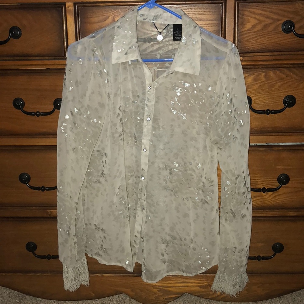 Women’s blouse BKE brand